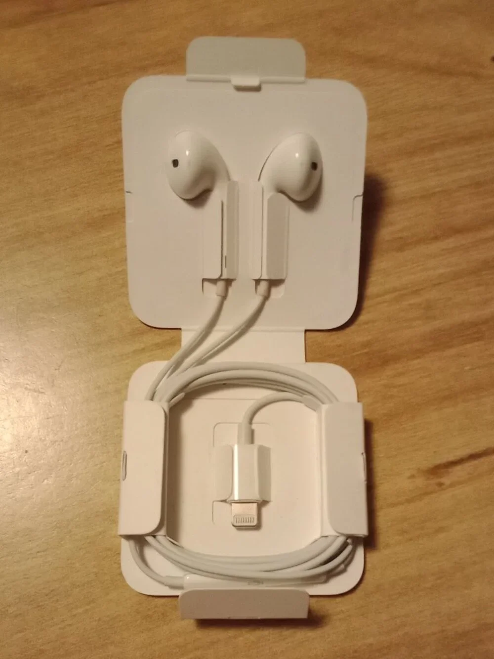 Wired Ear Pods